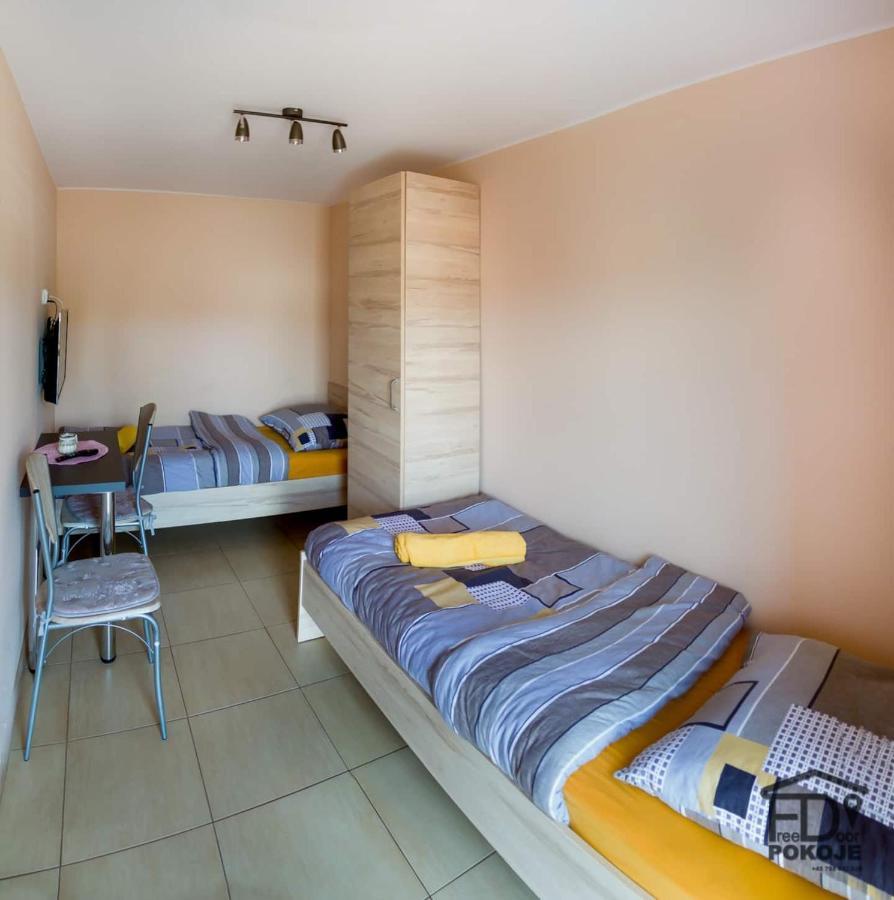 Pokoje Freedoor Ługniany Extérieur photo